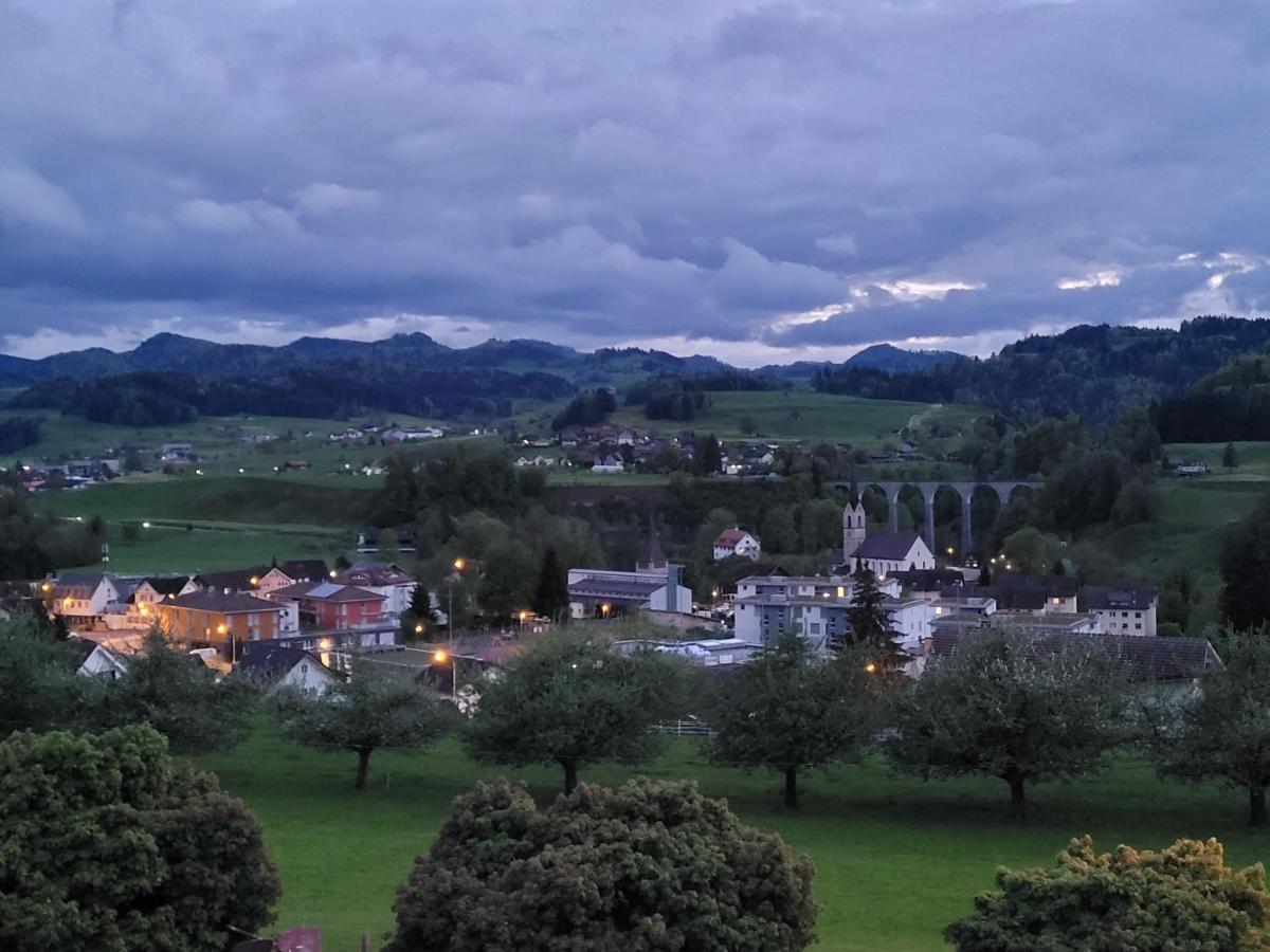 Bnb Alpenblick Lütisburg Esterno foto